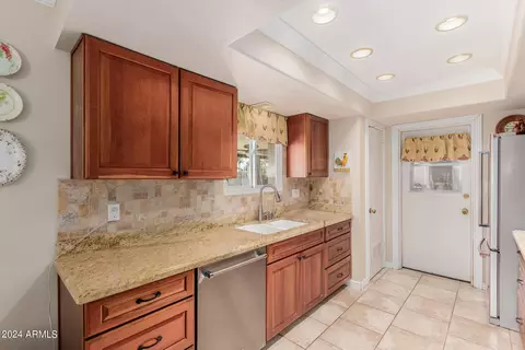 1947 E Pebble Beach Dr, Tempe, AZ 85282 photo 13