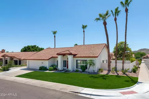 13602 S 37th Pl, Phoenix, AZ 85044 photo 2