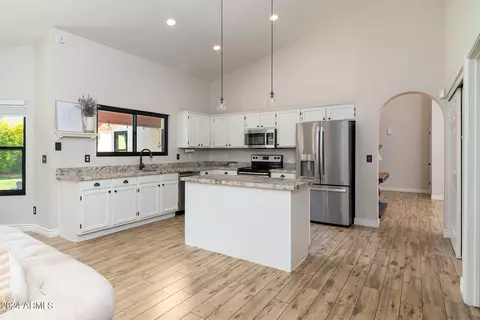 13602 S 37th Pl, Phoenix, AZ 85044 photo 3