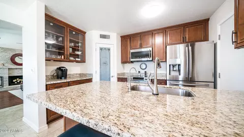 502 E Anderson Ave, Phoenix, AZ 85022 photo 4