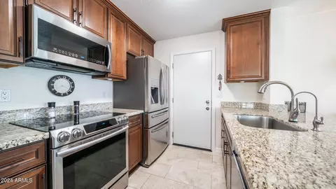 502 E Anderson Ave, Phoenix, AZ 85022 photo 5