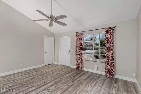 1016 E Utopia Rd, Phoenix, AZ 85024 photo 6