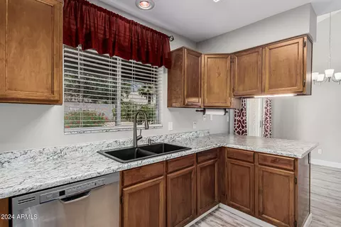 1016 E Utopia Rd, Phoenix, AZ 85024 photo 11