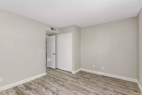 1016 E Utopia Rd, Phoenix, AZ 85024 photo 13