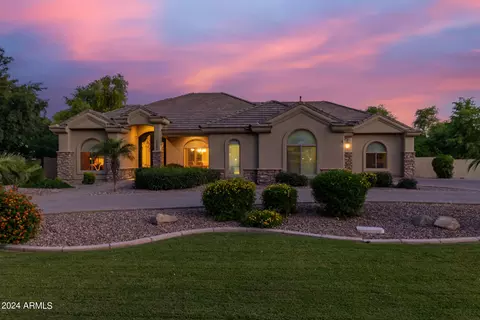 Exterior - 2091 E Coconino Ct, Gilbert, AZ 85298 photo 19 of 20