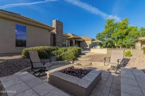 Exterior - 2091 E Coconino Ct, Gilbert, AZ 85298 photo 10 of 20