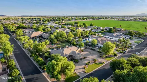 View/Area - 2091 E Coconino Ct, Gilbert, AZ 85298 photo 5 of 6