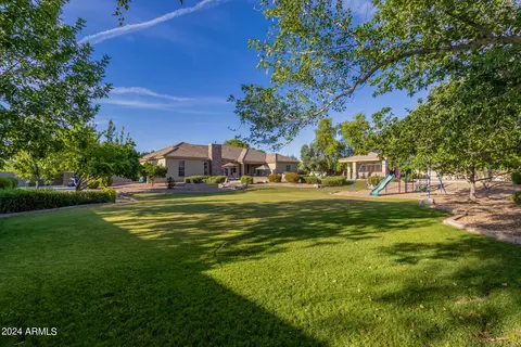 Exterior - 2091 E Coconino Ct, Gilbert, AZ 85298 photo 13 of 20
