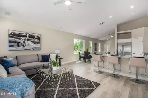 2484 E Del Rio Ct, Gilbert, AZ 85295 photo 12