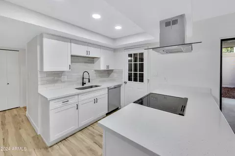 956 N Cherry St, Mesa, AZ 85201 photo 10