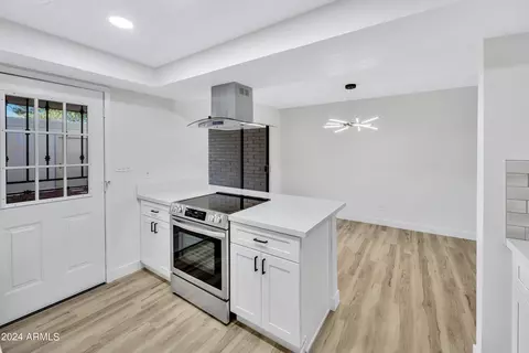 956 N Cherry St, Mesa, AZ 85201 photo 12