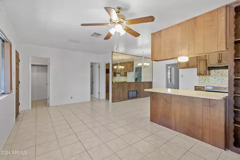 3035 N 21st Pl, Phoenix, AZ 85016 photo 5