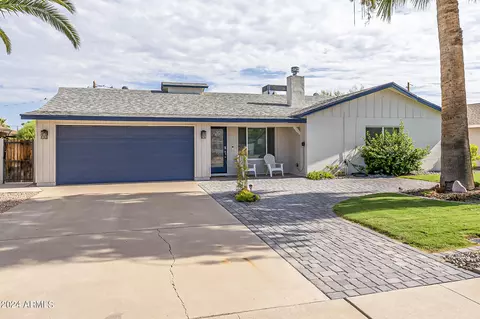 8508 E Clarendon Ave, Scottsdale, AZ 85251