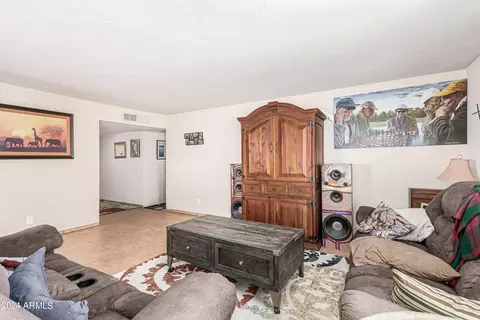 3814 W Crocus Dr, Phoenix, AZ 85053 photo 8