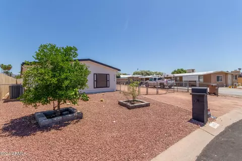 9466 Escondido Ave, Mesa, AZ 85208 photo 3