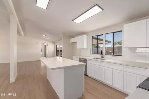 9466 Escondido Ave, Mesa, AZ 85208 photo 18