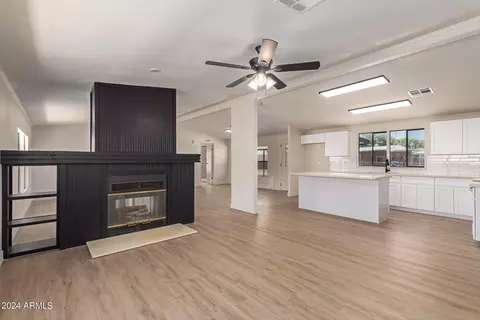 9466 Escondido Ave, Mesa, AZ 85208 photo 13