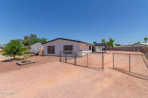 9466 Escondido Ave, Mesa, AZ 85208 photo 4