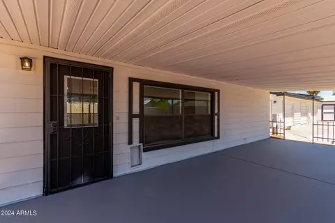 9466 Escondido Ave, Mesa, AZ 85208 photo 7