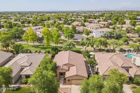 4308 E Lantern Pl, Gilbert, AZ 85297 photo 4