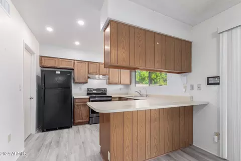 828 E Le Marche Ave, Phoenix, AZ 85022 photo 14