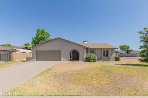 828 E Le Marche Ave, Phoenix, AZ 85022