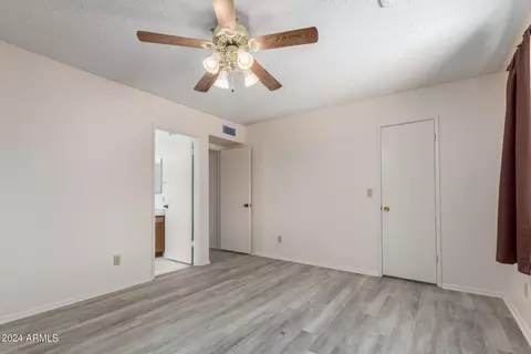 828 E Le Marche Ave, Phoenix, AZ 85022 photo 19