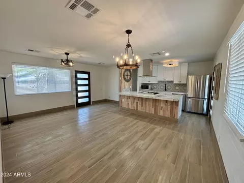 7327 W Devonshire Ave, Phoenix, AZ 85033 photo 3