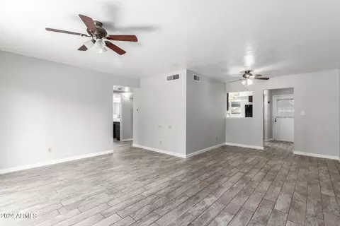 4356 N 36th St, Phoenix, AZ 85018 photo 6