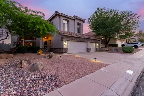 Exterior - 907 E Brookwood Ct, Phoenix, AZ 85048 photo 2 of 23