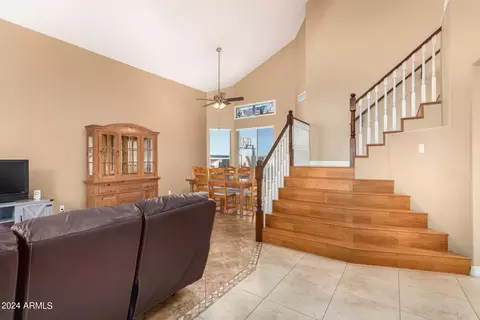 Entry Way - 907 E Brookwood Ct, Phoenix, AZ 85048 photo 3 of 5