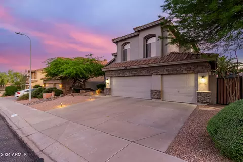 Exterior - 907 E Brookwood Ct, Phoenix, AZ 85048 photo 4 of 23