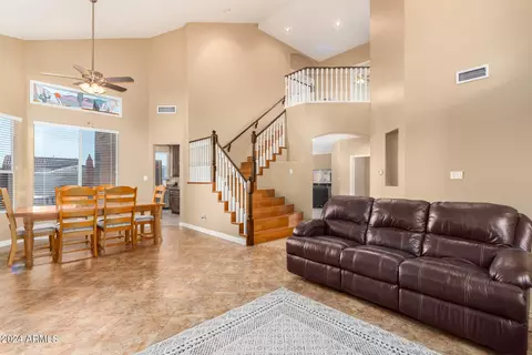 Entry Way - 907 E Brookwood Ct, Phoenix, AZ 85048 photo 2 of 5