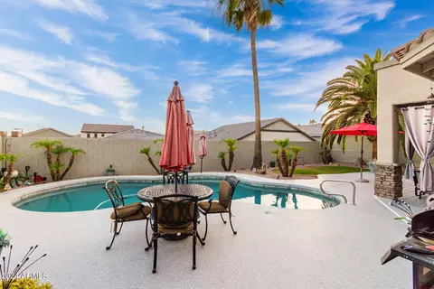 Exterior - 907 E Brookwood Ct, Phoenix, AZ 85048 photo 20 of 23