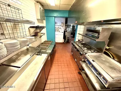 Kitchen - 1 Howell Ave, Bisbee, AZ 85603 photo 6 of 9