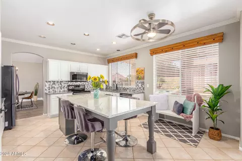 278 E Gail Dr, Gilbert, AZ 85296 photo 13