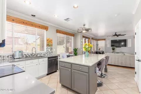 278 E Gail Dr, Gilbert, AZ 85296 photo 16