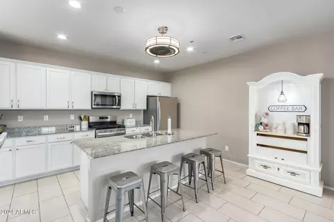 308 N 56th Pl, Mesa, AZ 85205 photo 8