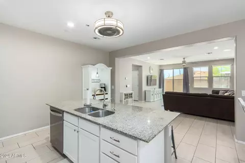 308 N 56th Pl, Mesa, AZ 85205 photo 10