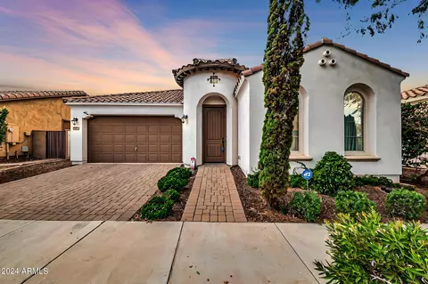 10659 E Pivitol Ave, Mesa, AZ 85212