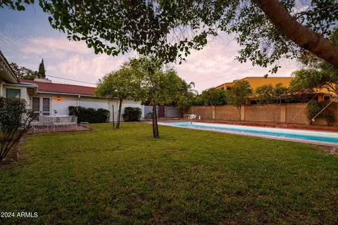 6545 N 1st Pl, Phoenix, AZ 85012 photo 9