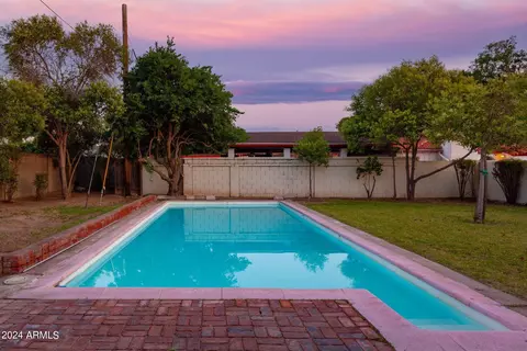 6545 N 1st Pl, Phoenix, AZ 85012 photo 8