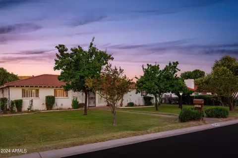 6545 N 1st Pl, Phoenix, AZ 85012 photo 4