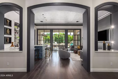 5217 S Fairchild Ln, Chandler, AZ 85249