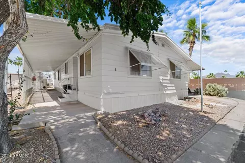 202 N Meridian Dr #1, Apache Junction, AZ 85120