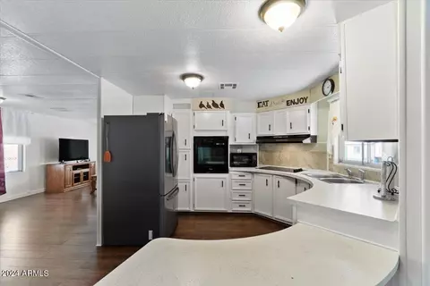 202 N Meridian Dr #1, Apache Junction, AZ 85120 photo 13