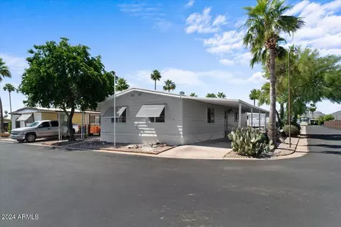 202 N Meridian Dr #1, Apache Junction, AZ 85120 photo 2