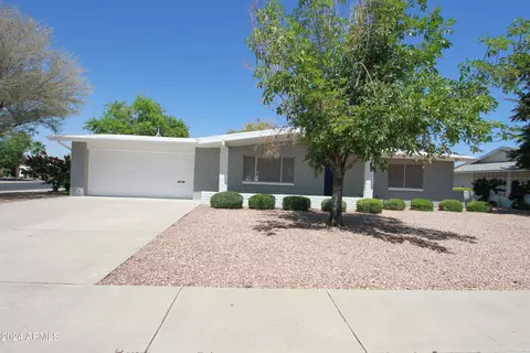 10024 N 105th Ave, Sun City, AZ 85351