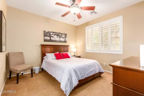 3735 E Sebastian Ln, Gilbert, AZ 85297 photo 18