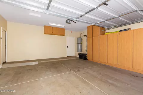 3735 E Sebastian Ln, Gilbert, AZ 85297 photo 23